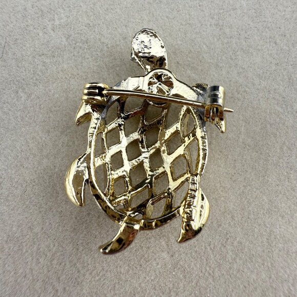 Gerrys Vintage Gold-Tone Openwork Turtle Pin Brooch Animal Jewelry - Picture 3 of 5